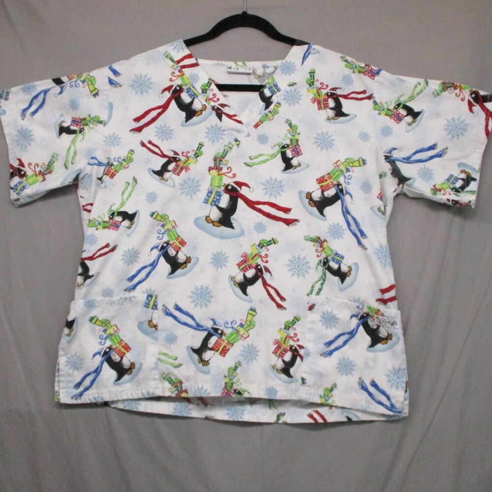 UA Scrubs Penguin White Women Size |‎ L